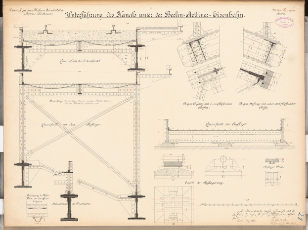 Ein detailliertes architektonisches Zeichnung des Berliner-Sienbahn-Brücken, mit strukturellen Plänen und Anmerkungen auf Papier.