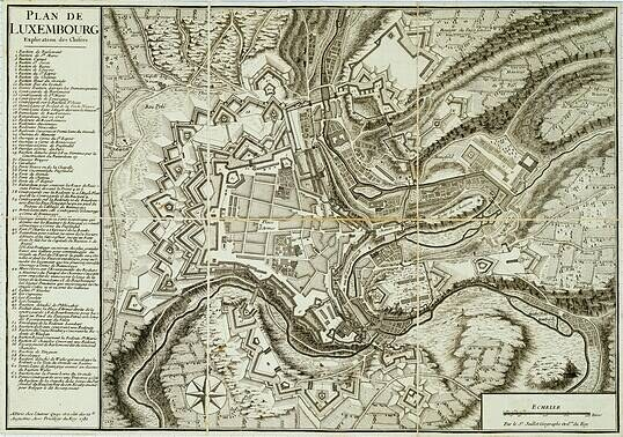 Ausführliche alte Karte von Luxemburg-Stadt mit Straßen, Gebäuden und Sehenswürdigkeiten mit beschreibenden Textanmerkungen.