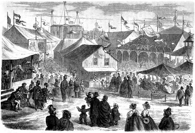 Eine Schwarz-Weiß-Zeichnung eines pulsierenden viktorianischen Karnevals in London, England, mit Zelten, Gebäuden, Flaggen, Polen und Text unten, der "Victorian Carnival in London, England" lautet.