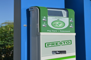 Neue Parkautomaten: Stadt tauscht alte Geräte gegen moderne Version