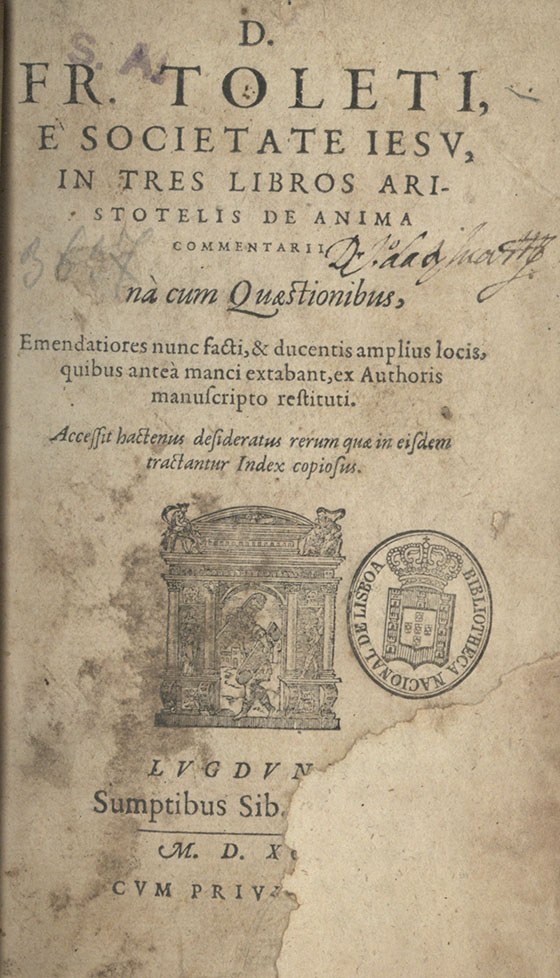 Ein altes Buch mit einem Stempel, Text und einer Illustration auf dem Cover.